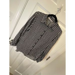 Big Dart women’s black white button down long sleeve houndstooth size large